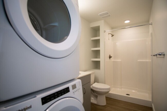 Building Photo - Spacious 1-Bedroom w/Condo-Grade Finishes + Balcony!