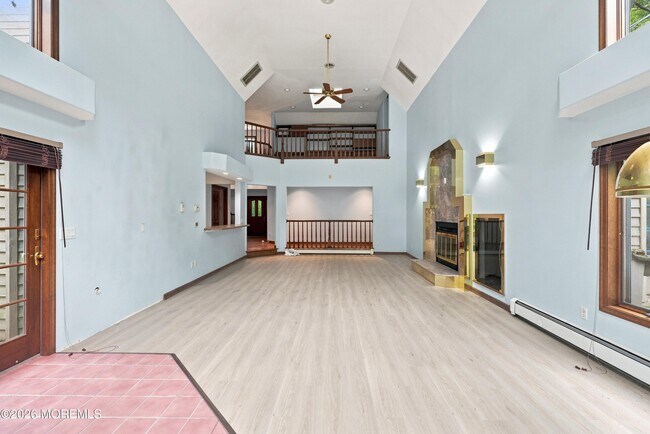Building Photo - 1180 Cynthia Ln