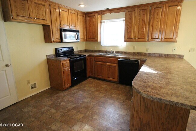 Building Photo - 506 S Jefferson St