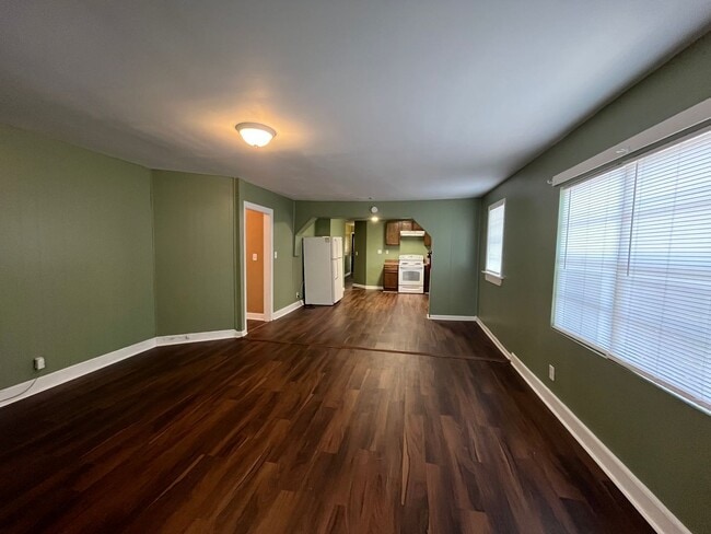 Building Photo - 3330 Iantha St