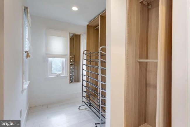 Building Photo - 4611 Charleston Terrace NW