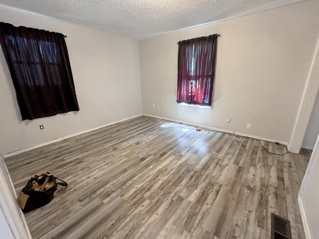 Building Photo - 175 Deer Creek Rd