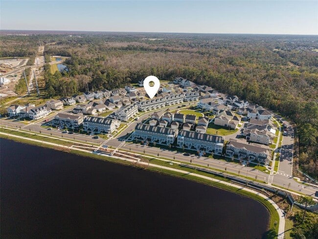 Building Photo - 1889 Seawall Wy