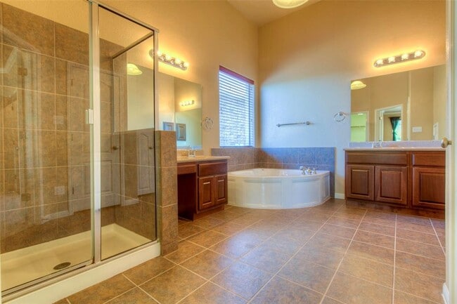 Building Photo - 7524 Bonniebrook Dr