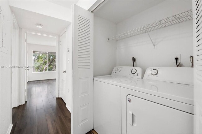 Building Photo - 2361 NW 33rd St