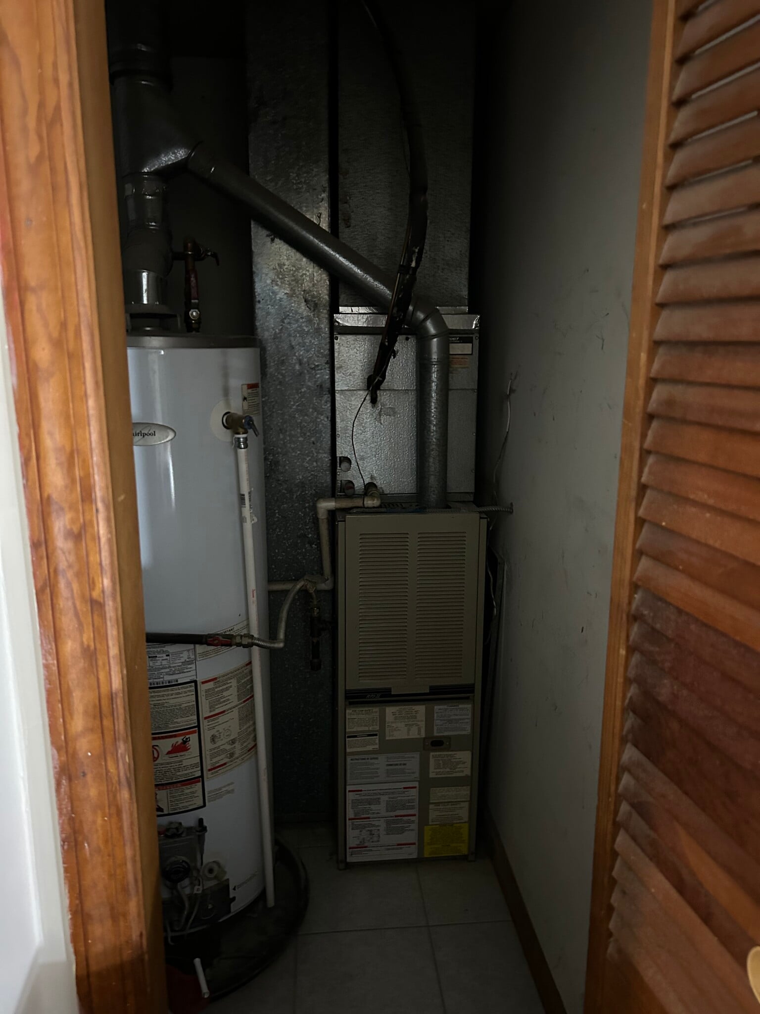 Building Photo - 613 Boulevard