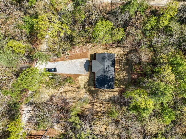Building Photo - 70 Erwin Hill Dr
