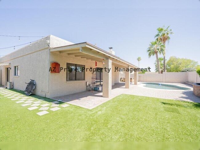 Building Photo - 16630 N 67th St