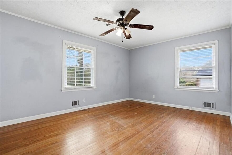 Building Photo - 5205-5205 Five Forks Trickum Rd SW