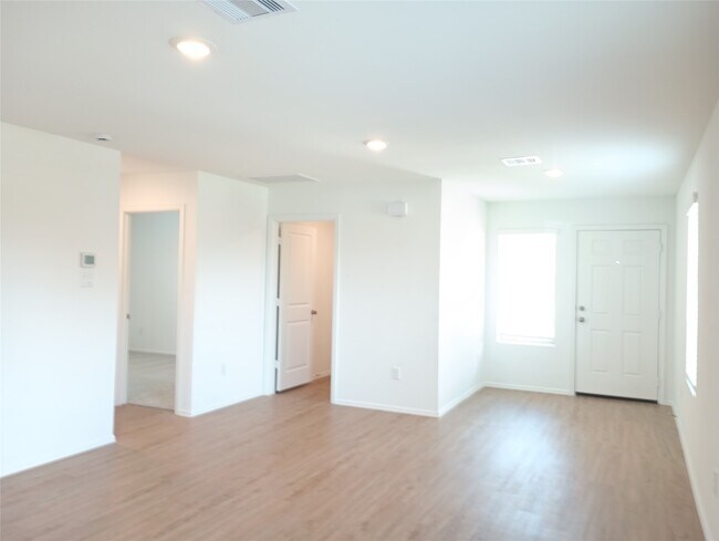 Building Photo - 26903 Vista Harbor Dr