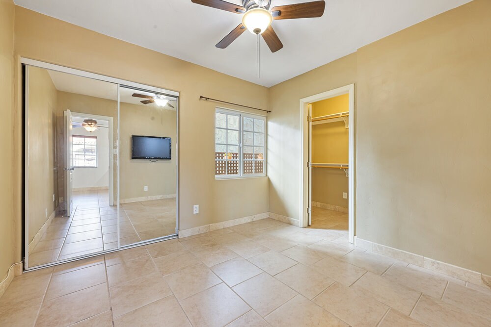 Building Photo - 3896 Harney St