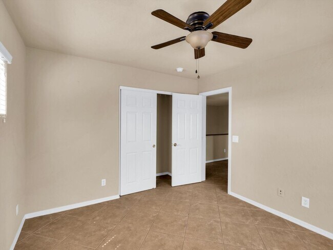 Building Photo - stunning 4-bedroom, 2-bathroom home