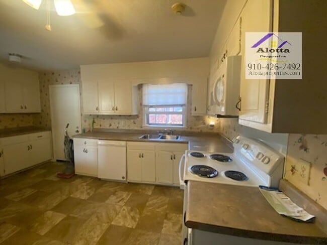 Building Photo - 5306 Brookfield Rd