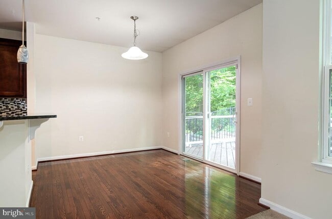 Building Photo - 3401 Eagle Ridge Dr