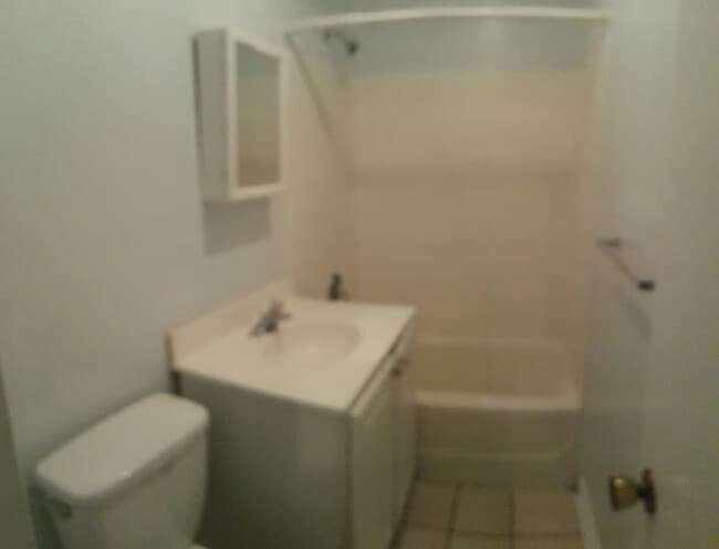 Building Photo - 10122 Chesney Dr