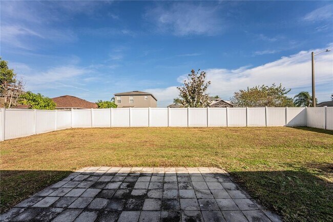 Building Photo - 3998 Rollingsford Cir