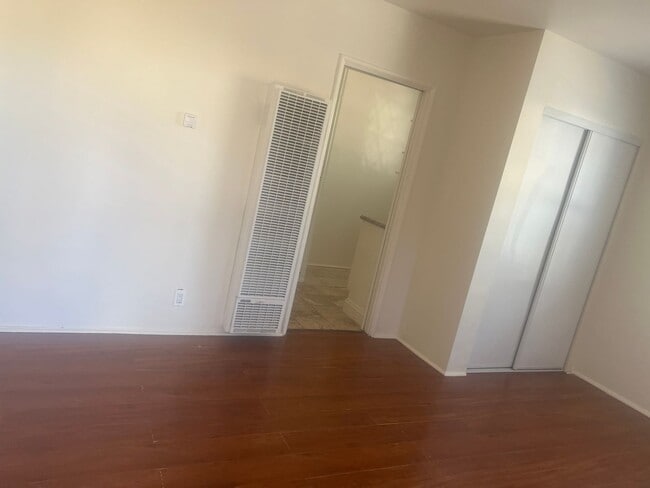 Building Photo - 20534 Hartland-1.5