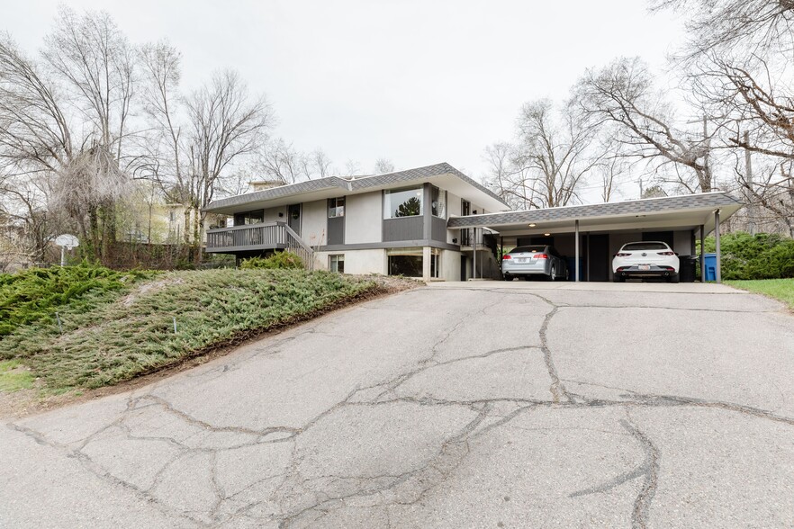 2 bedroom Unit for rent - 815 Orchard Dr