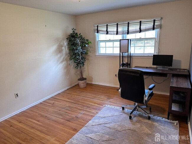 Building Photo - 4 Eric Ln