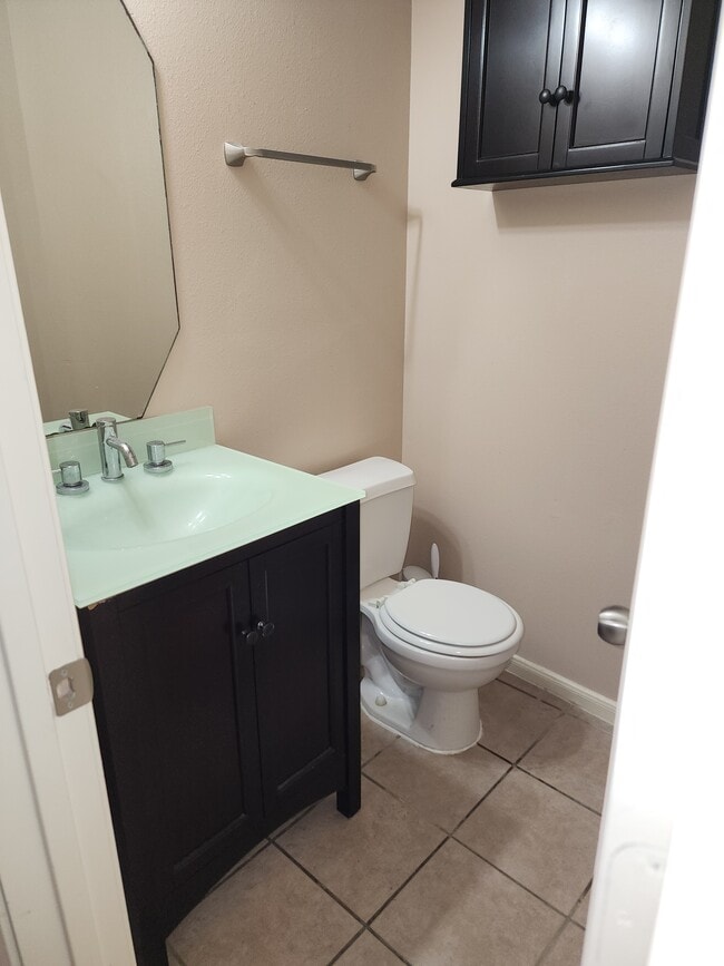 Building Photo - 4918 Landward Ln