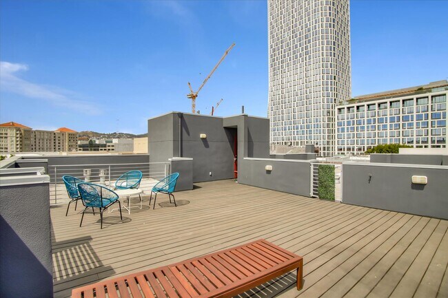 Building Photo - 1025 Minna St