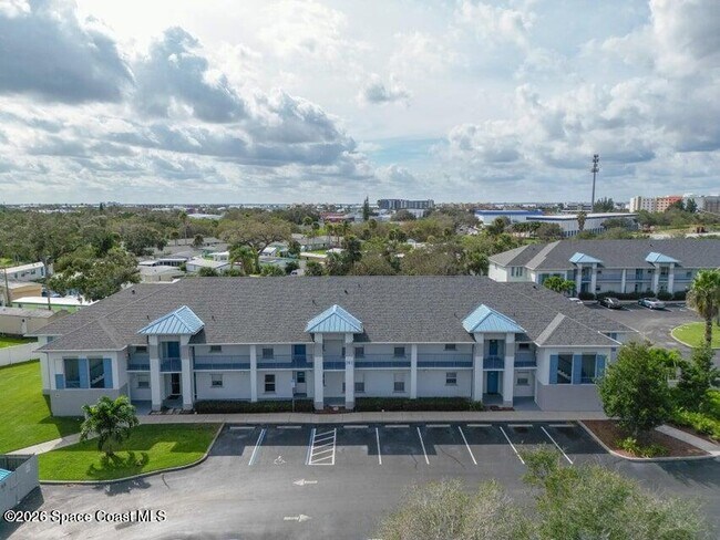 Building Photo - 180 Portside Ave