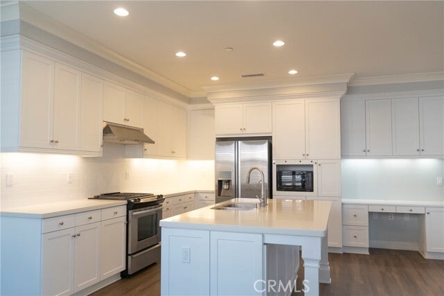 Building Photo - 37 Larkfield