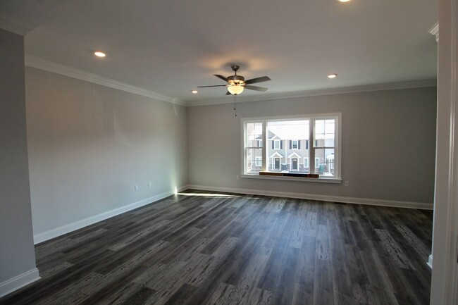 Building Photo - 1156 Harvest Ct