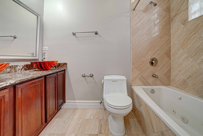 Building Photo - 4858 S Prairie Ave