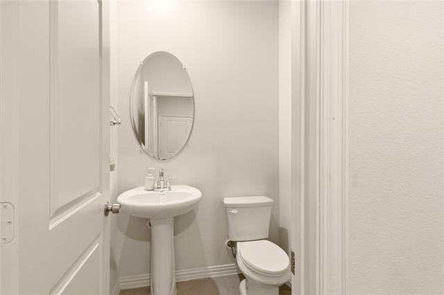 Building Photo - 1212 Blue Ridge Pl