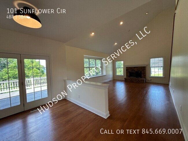 Building Photo - 101 Sunflower Cir