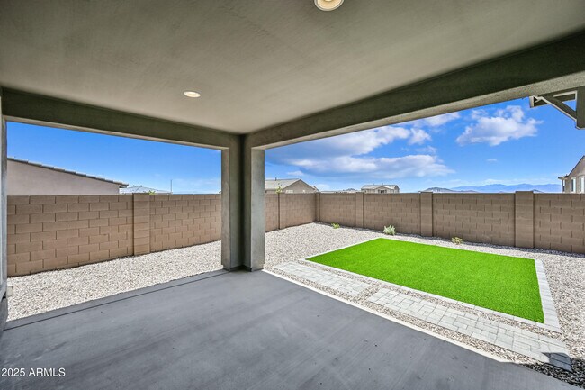 Building Photo - 13803 W Calle De Baca