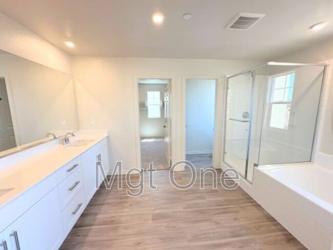 Building Photo - 26819 Colorado Dr