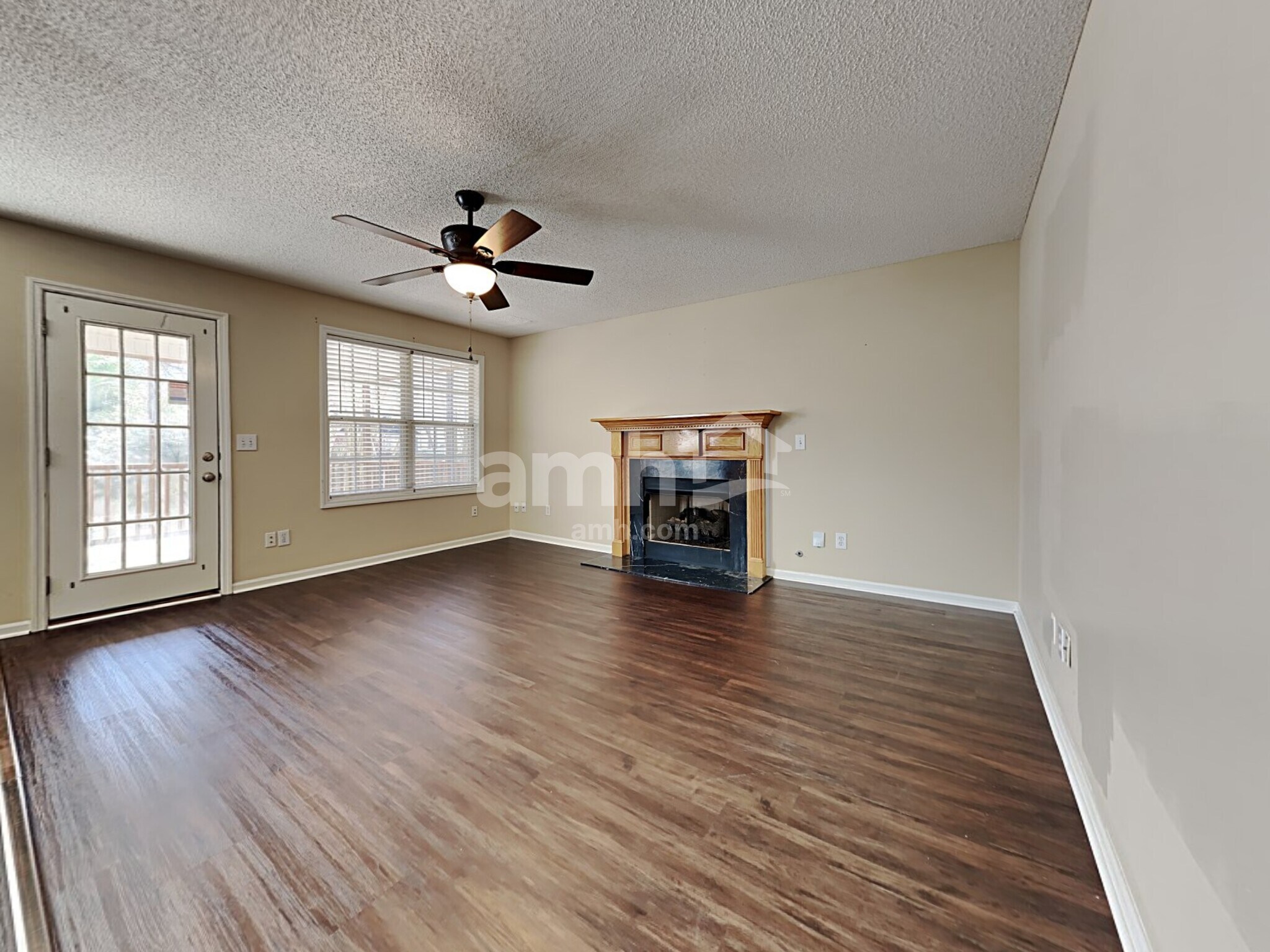 Building Photo - 110 Holbrook Ln