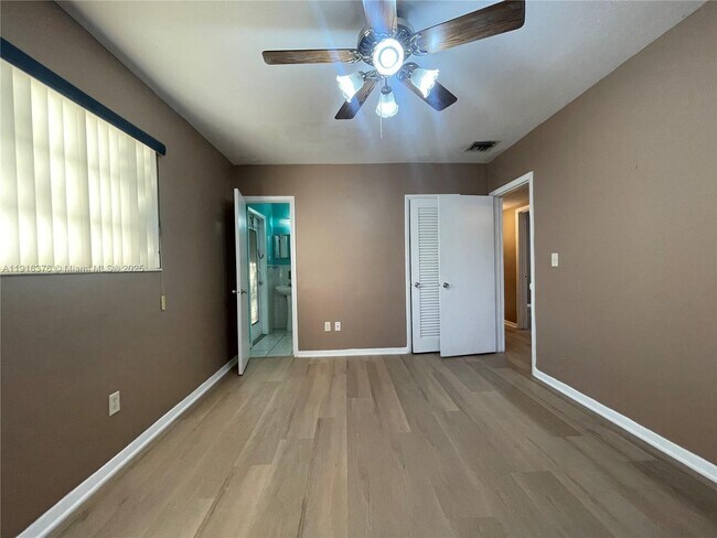 Building Photo - 19700 Whispering Pines Rd