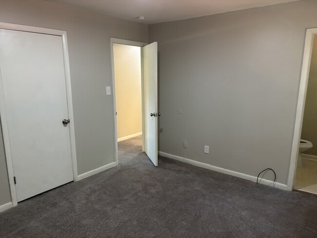 Building Photo - 505 Shamel Ct