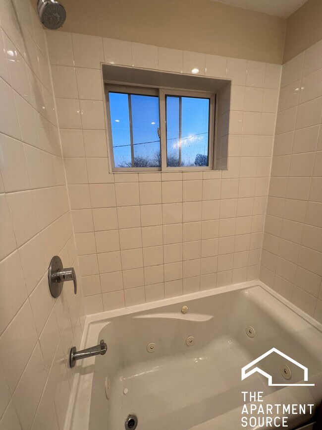 Building Photo - 1205 N Harlem Ave