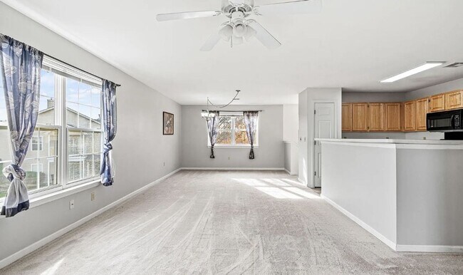 Building Photo - Beautiful 3 Bedroom, 2 Bath Condo in Reserves at Hershey Meadows!