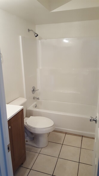 Hall Bathroom - 1016 Post St