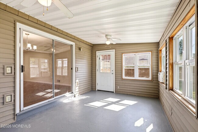 Building Photo - 1200 Lawrence Ave