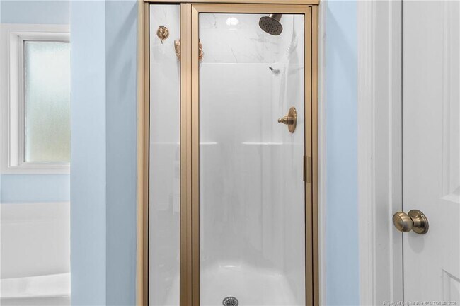 Building Photo - 50 Basswood Ct