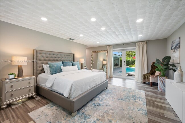 Building Photo - 8234 SW 60th Ct