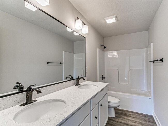Building Photo - 6942 Bluebell Ct