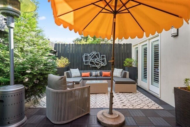 Building Photo - 3 Gilbert Trail NE