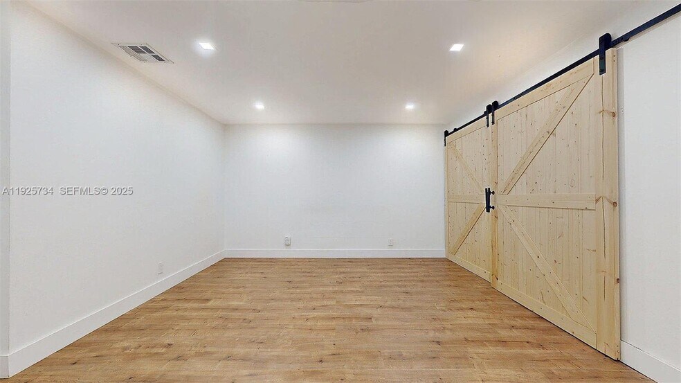 Building Photo - 8212 NW 8th Pl