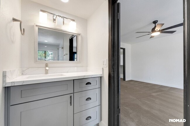 Building Photo - 2 Spacious Primary suites Townhome in Tempe