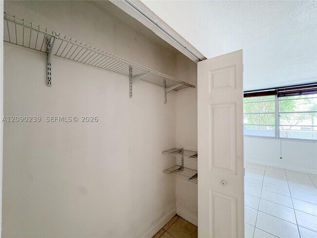 Building Photo - 2175 NE 170th St