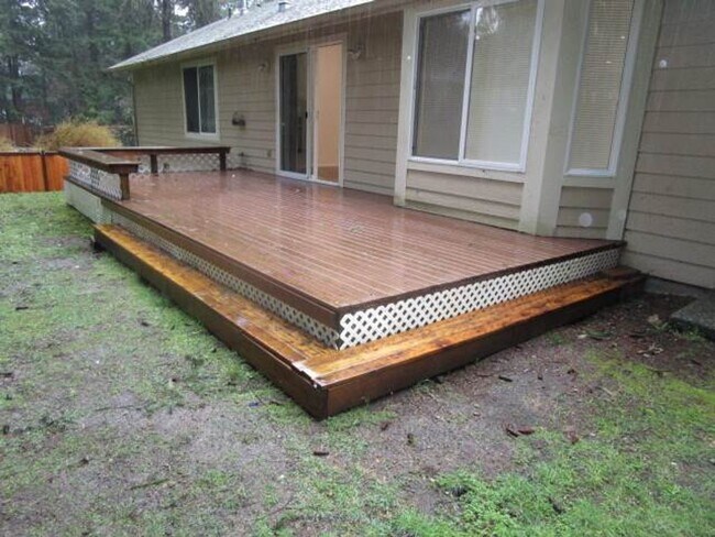 Building Photo - 3 Bedroom, 2 Bathroom Rambler located in A...