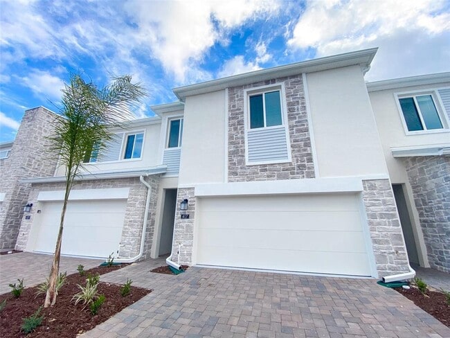 Building Photo - 417 Bogey Dr