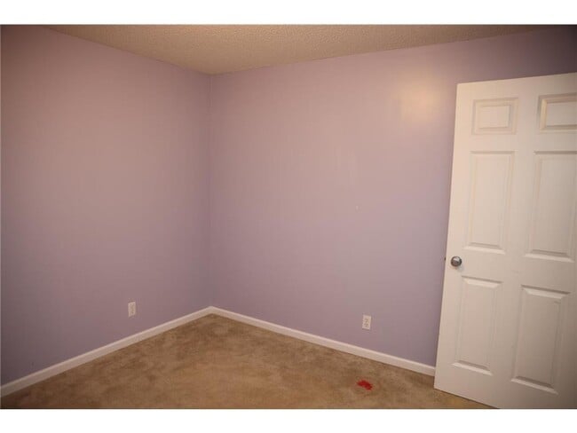 Building Photo - 2690 Pinkspire Ln E